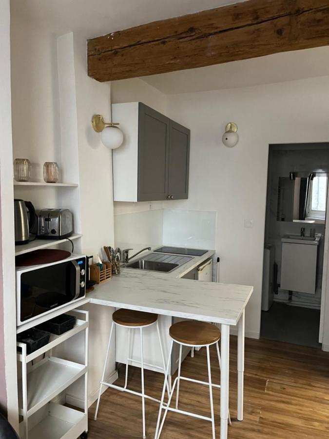 Ferienwohnung Aux Demoiselles D'Avignon Exterior foto